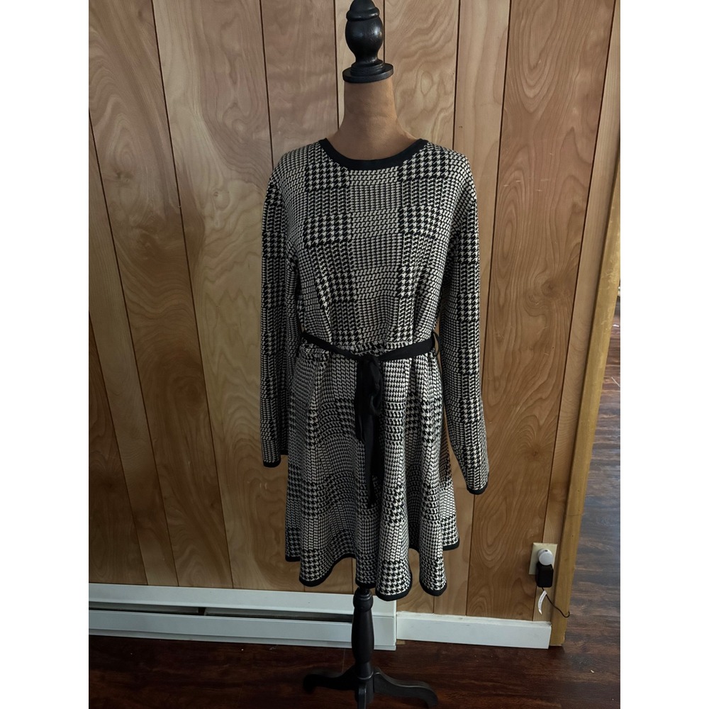 Max Studio Womens XL Houndstooth Sweater Dress Black White‎ Long Sleeve